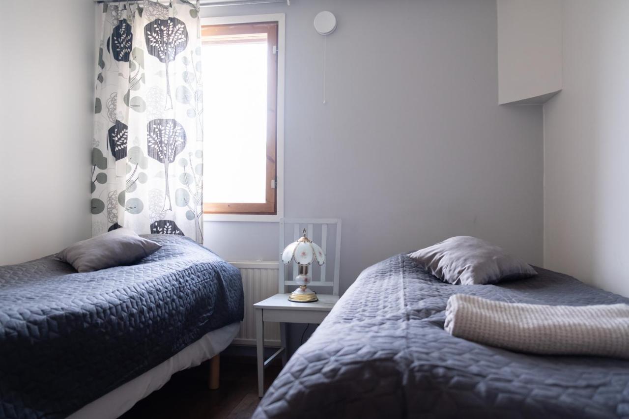 Bed & Breakfast Restaurang Sybarit Houtskar Exterior foto