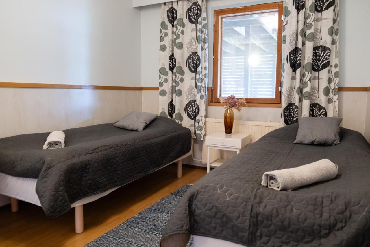 Bed & Breakfast Restaurang Sybarit Houtskar Exterior foto